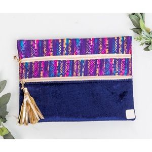 Blue Aztec print Peachy Keen Versi bag